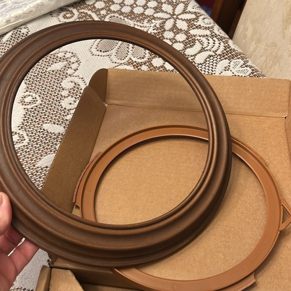 A child’s best friend. Collectors Hamilton collection. Little boy and puppy - Picture 4 of 6